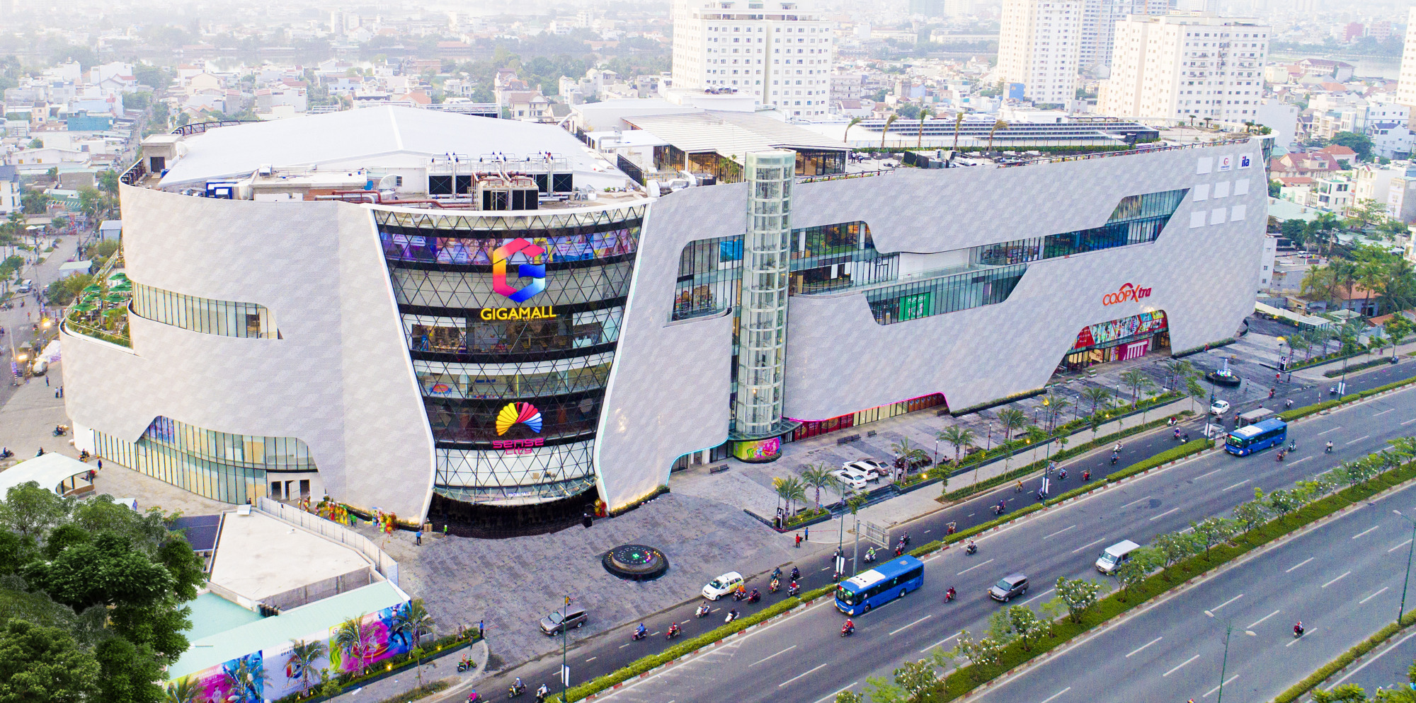  Trung tâm thương mại Gigamall 
